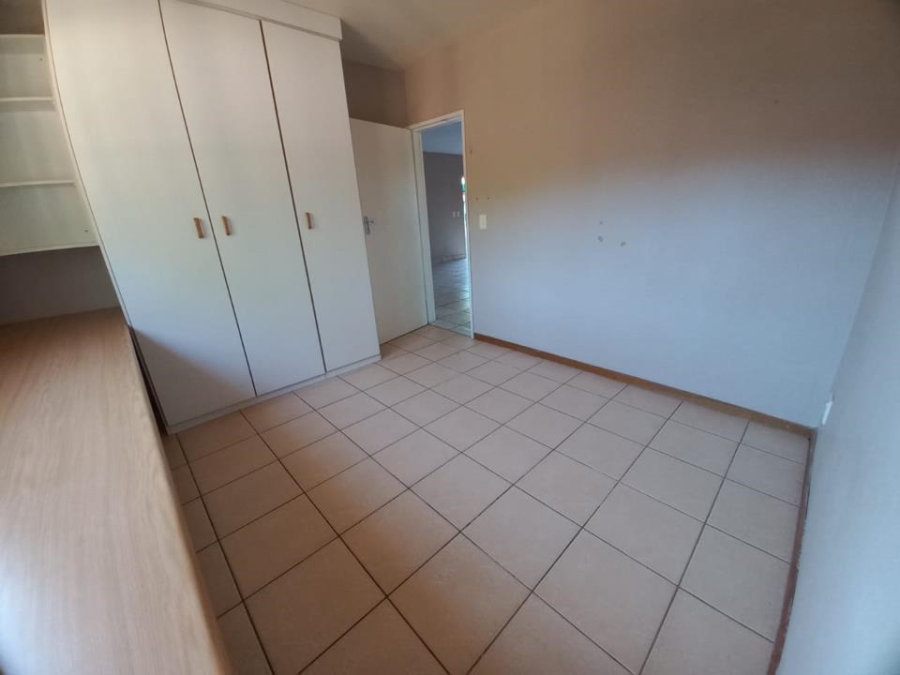 2 Bedroom Property for Sale in Die Bult Western Cape